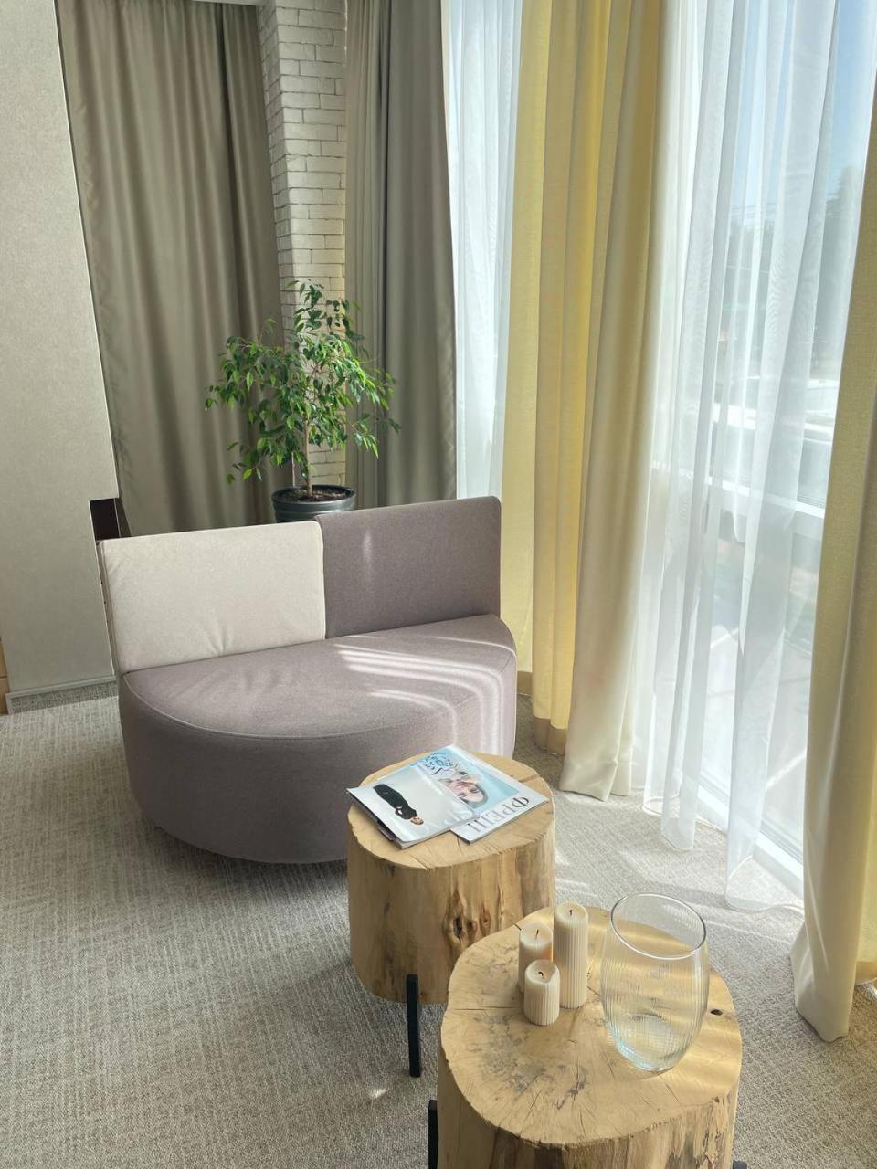 Space Apart Hotel ลุตสกาย ภายนอก รูปภาพ
